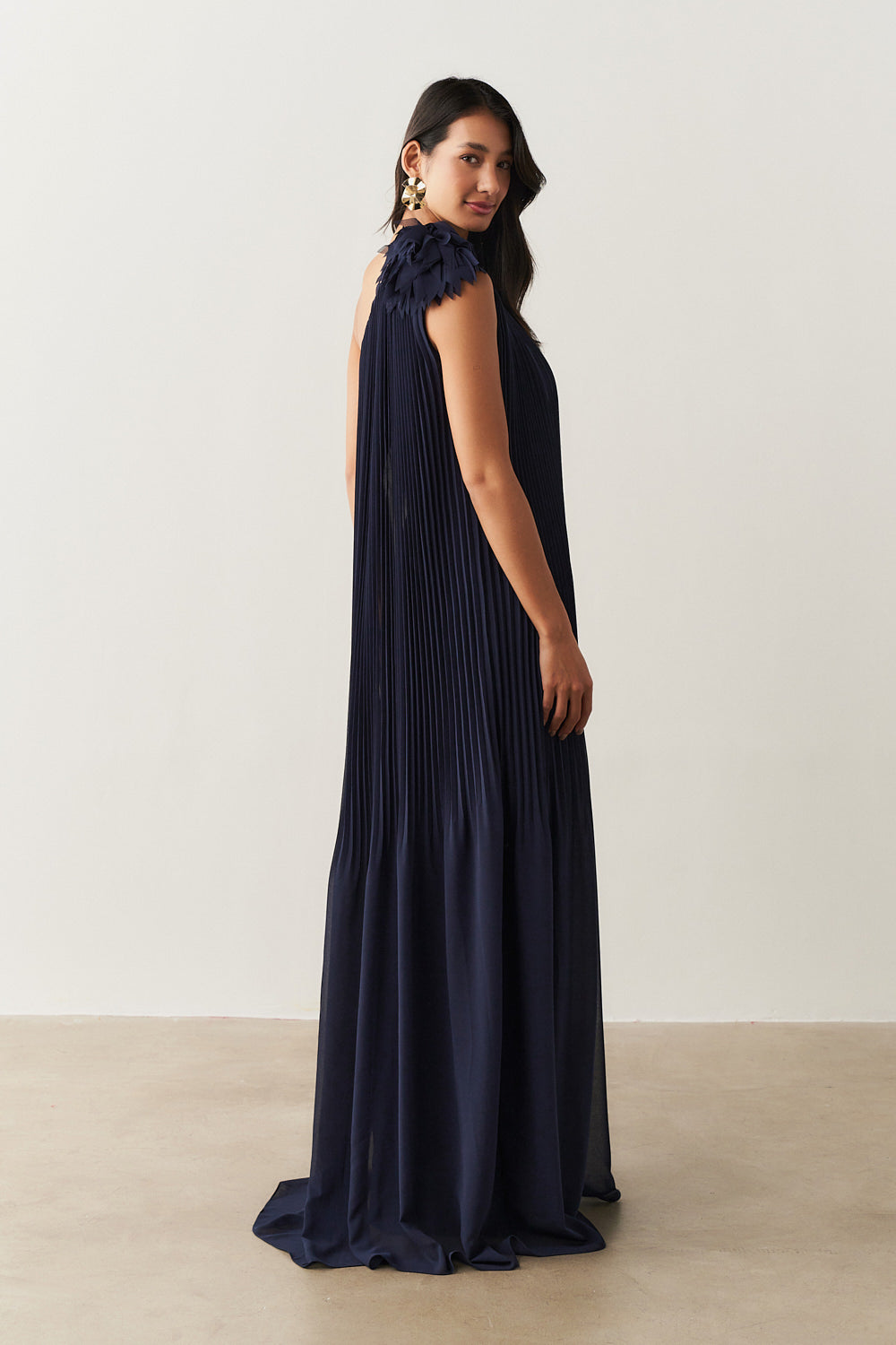 Vestido de Festa Longo e Plissado com Decote Ombro Único - Paris Marinho