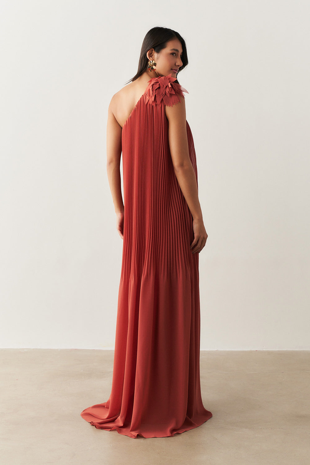 Vestido de Festa Longo e Plissado com Decote Ombro Único - Paris Terracota