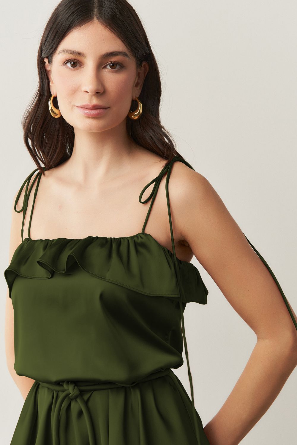 Vestido Long Midi com Alças Finas e Camadas Sobrepostas - Santiago Oliva