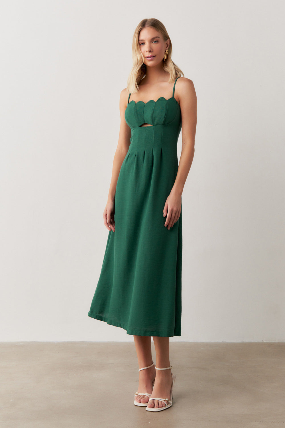 Vestido Long Midi com Decote Estruturado e Recorte Frontal - Libéria Verde
