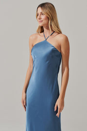 Vestido Long Midi de Cetim com Decote Triangular e Amarração nas Costas - Capri Azul Jeans