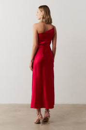 Vestido Long Midi Ombro Único em Cetim com Fenda Lateral - Jordânia Vermelho