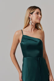 Vestido Long Midi Ombro Único em Cetim com Fenda Lateral - Jordânia Verde Bandeira