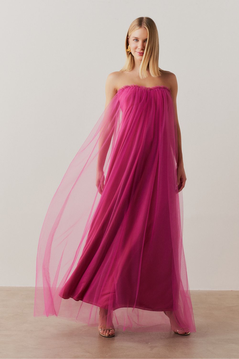 Vestido Long Midi Amplo com Decote Semi Coração e Babados  - Arabia Fucsia