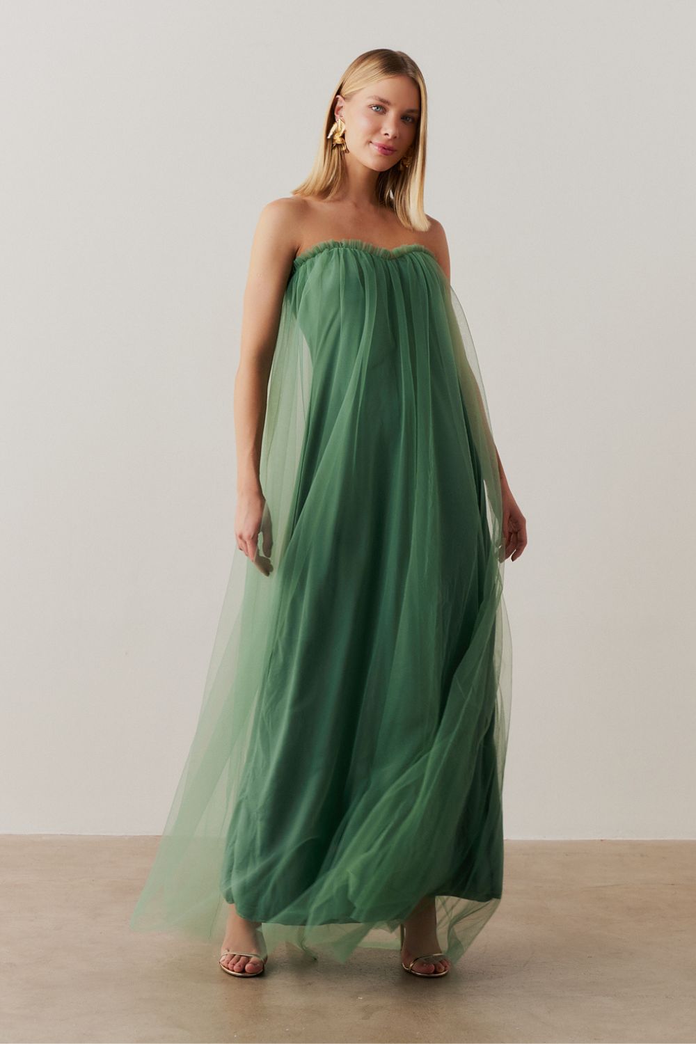 Vestido Long Midi Amplo com Decote Semi Coração e Babados  - Arabia Verde