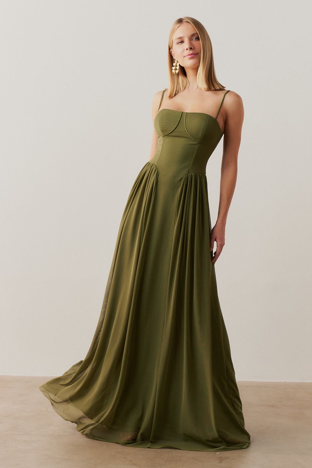 Vestido Longo, Busto Demarcado e Saia Franzida - Calgari Oliva