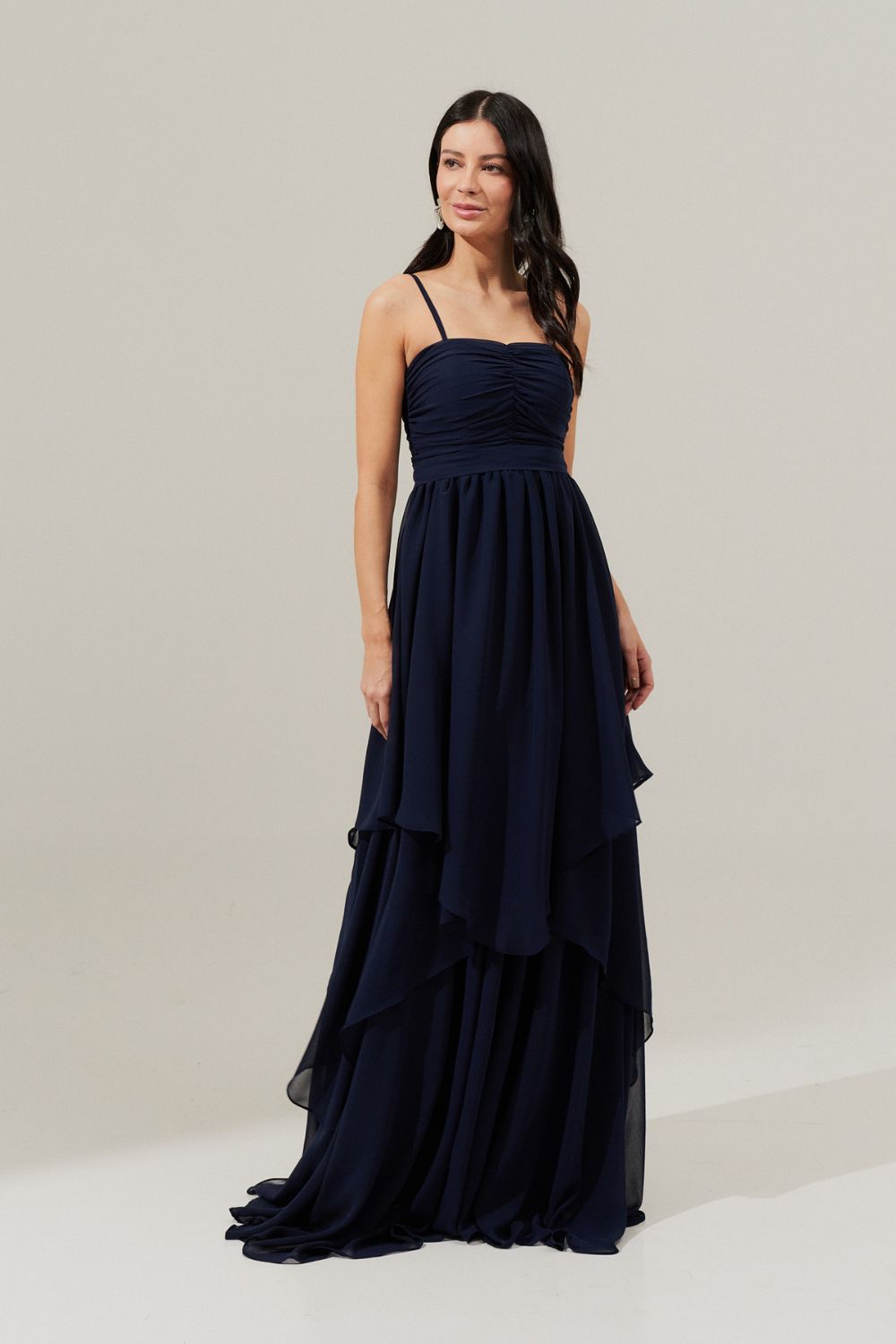 Vestido Longo com Busto Drapeado, Saia com Babados Assimétricos e Alça removível - Noruega Marinho