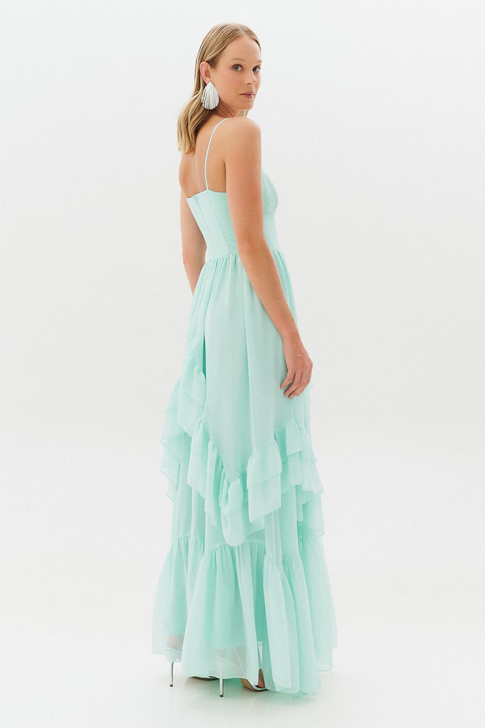 Vestido Longo com Decote Coração e Babados Assimétricos - Bélgica Tiffany