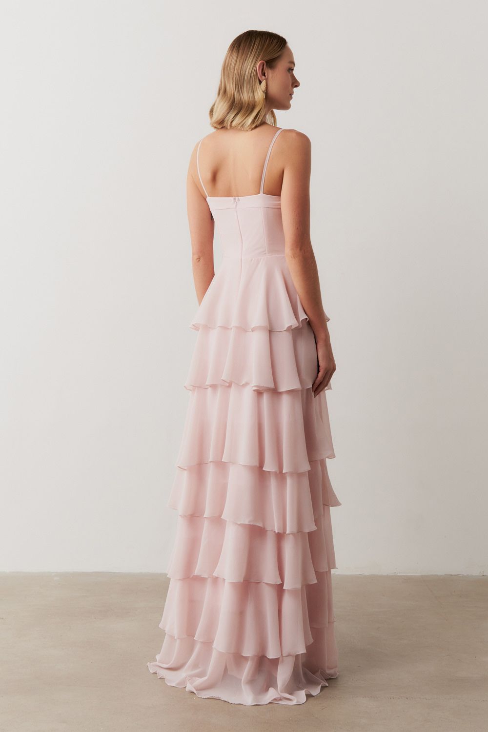 Vestido Longo com Decote coração, Alças Finas e Saia em Babados - Indonésia Rosa