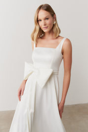 Vestido Longo com Decote Quadrado e Cinto com Detalhe de Laço - Quebec Off White