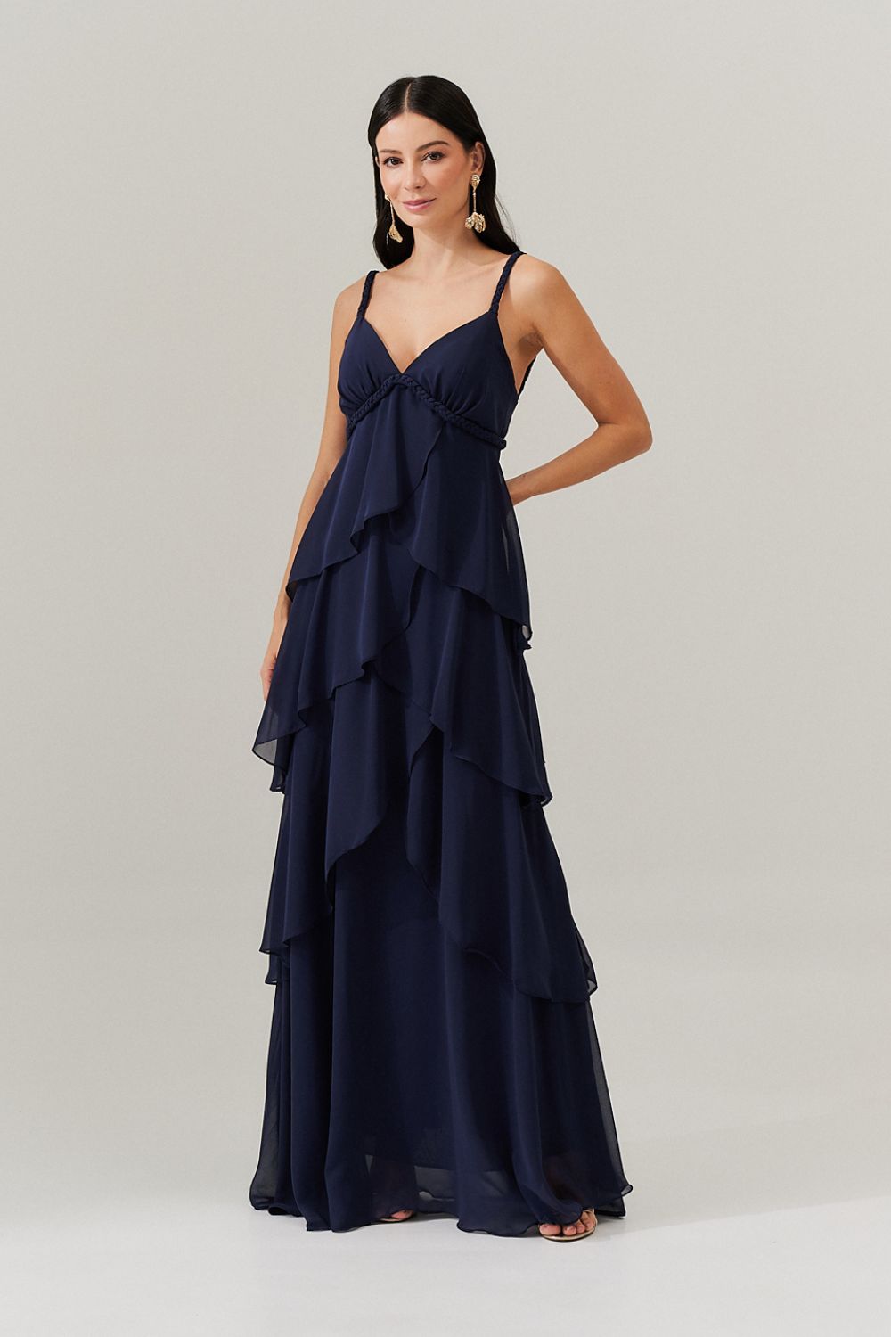 Vestido Longo com decote V e Saia em Camadas Sobrepostas - Laguna Azul Marinho