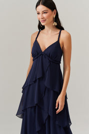 Vestido Longo com decote V e Saia em Camadas Sobrepostas - Laguna Azul Marinho