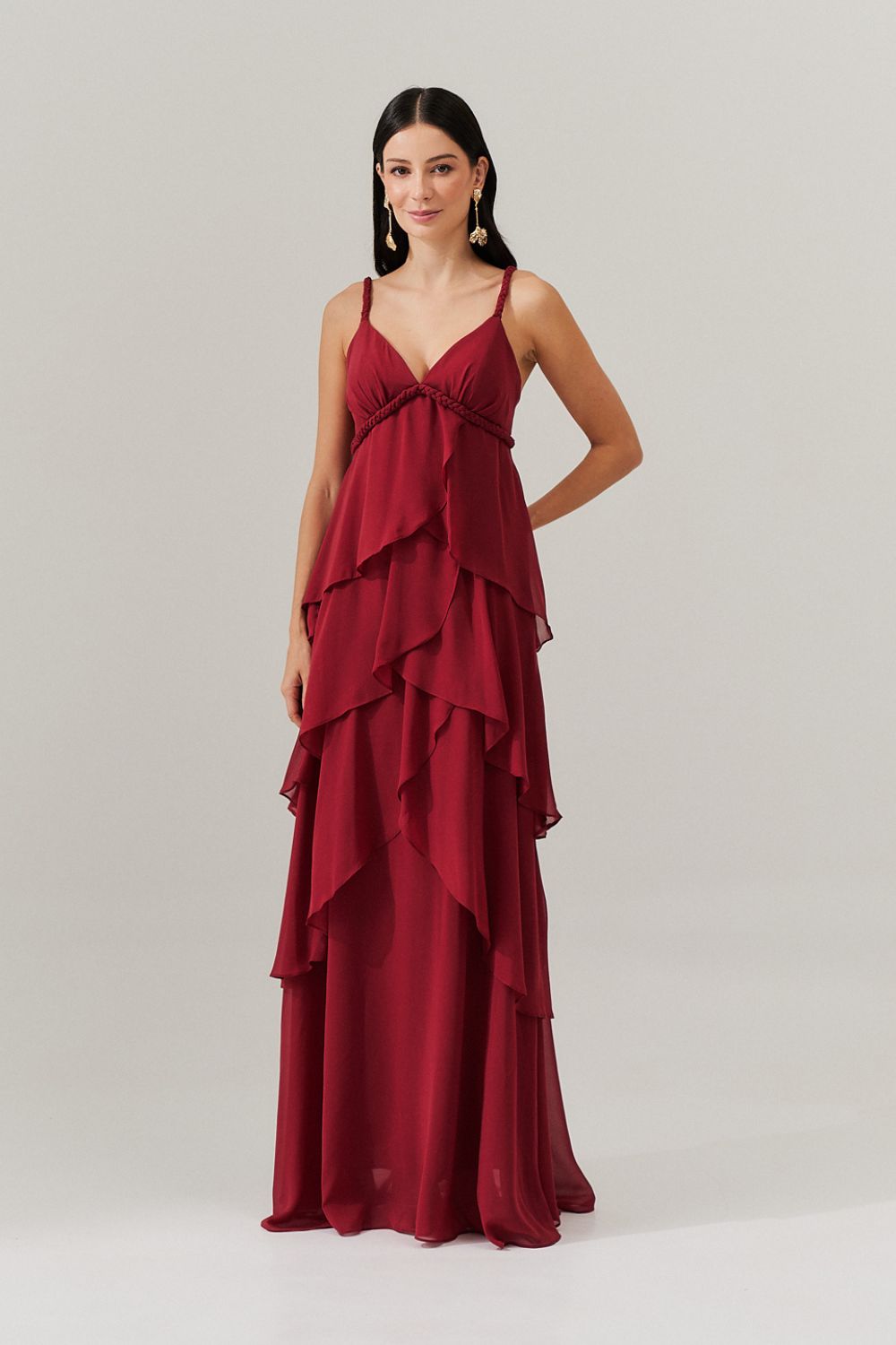 Vestido Longo com decote V e Saia em Camadas Sobrepostas - Laguna Marsala