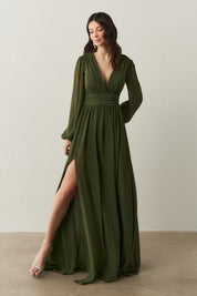 Vestido Longo com Decote V, Manga Longa e Fenda Lateral - Fabíola II Verde Oliva