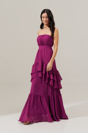 Vestido Longo com Franzidos no Busto, Saia em Babados e Cinto Removível - Salta Fúcsia