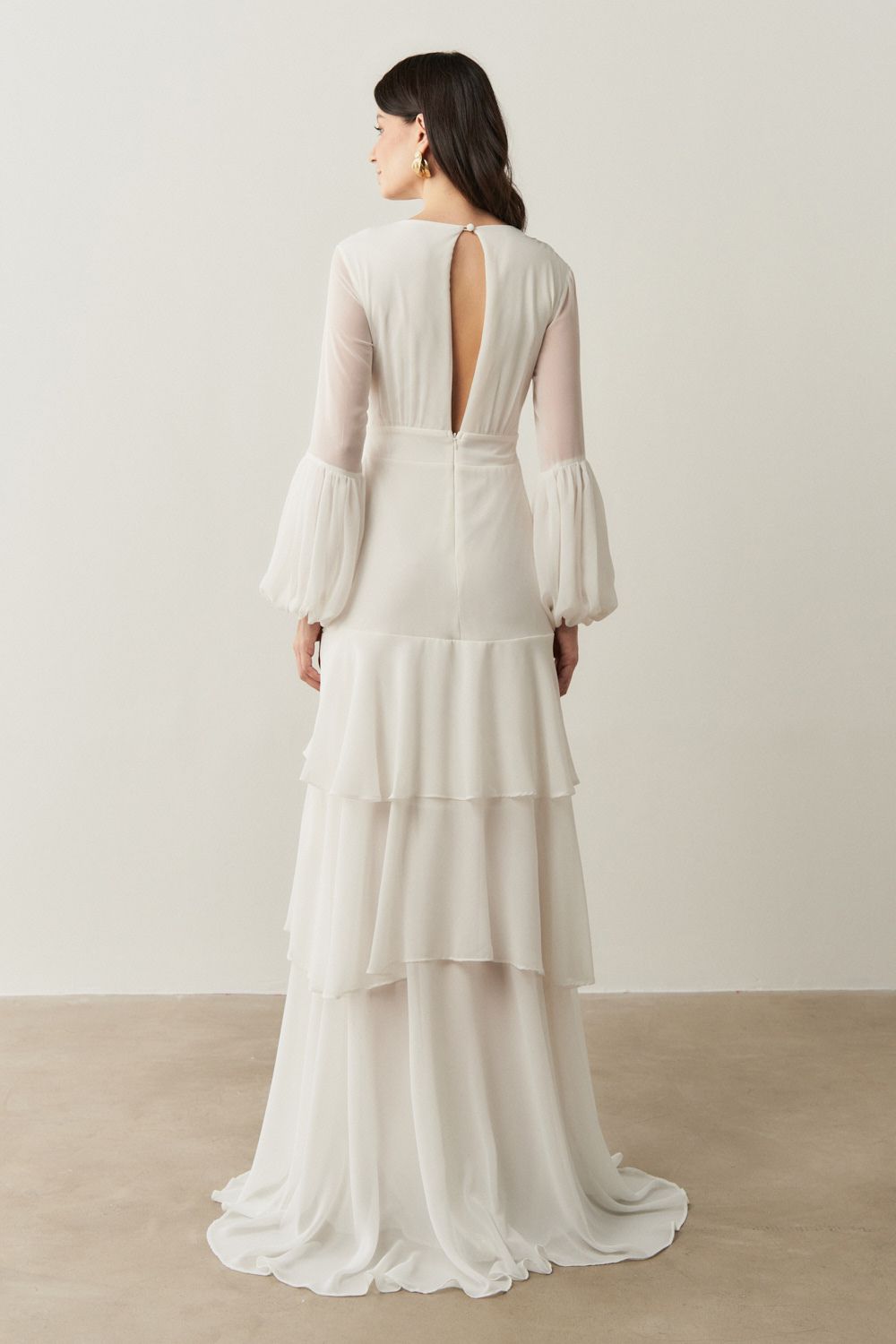 Vestido Longo com Mangas Longas e Saia em Camadas - Lyon Off White