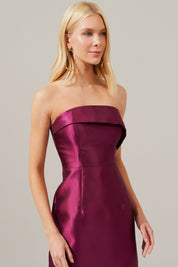 Vestido longo com Pala Assimétrica com Saia Lápis e Fenda traseira - Malásia Fúcsia