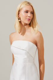 Vestido longo com Pala Assimétrica com Saia Lápis e Fenda traseira - Malásia Off White