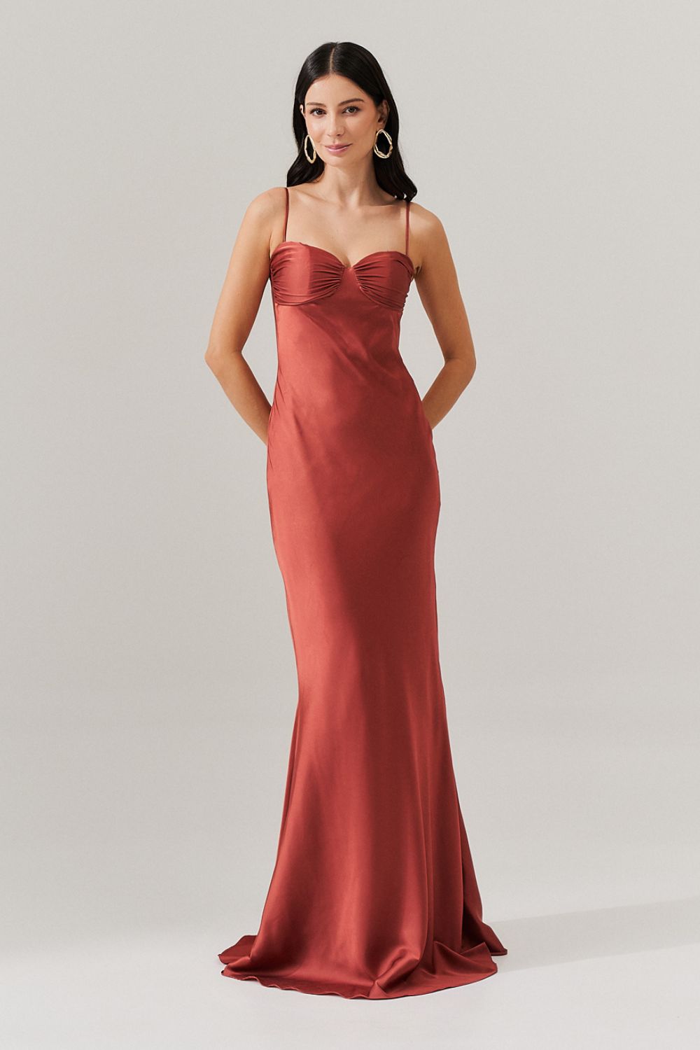 Vestido Longo de Cetim com Decote Coração Franzido - Croácia Terracota