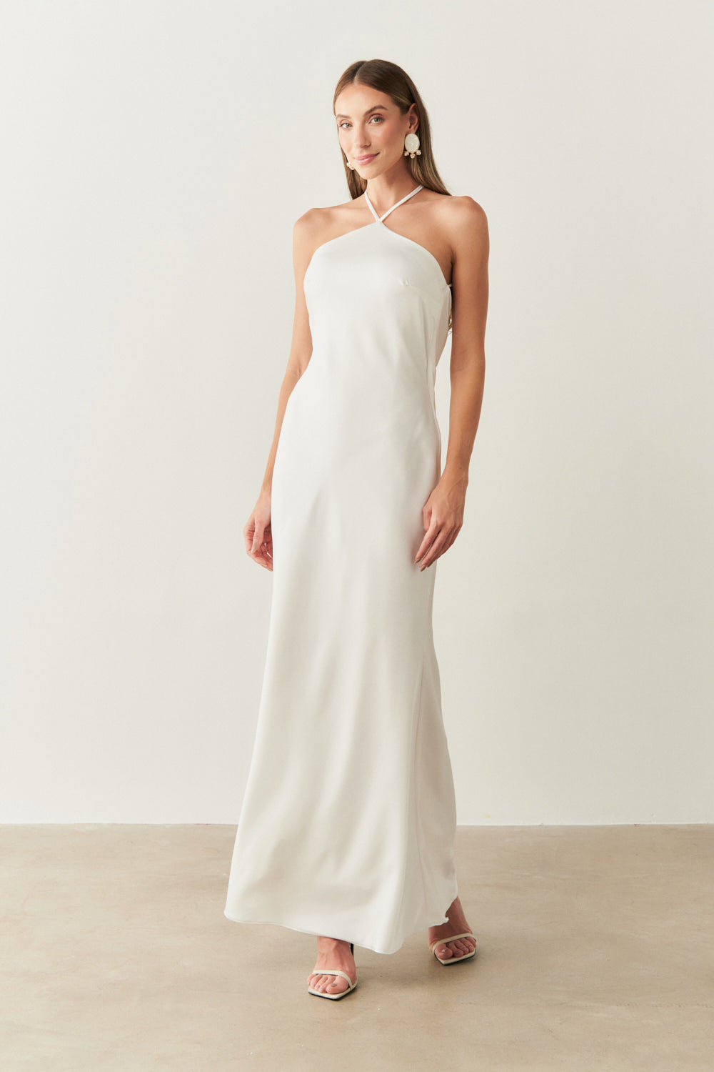 Vestido Long Midi de Cetim com Decote Triangular e Amarração nas Costas - Capri Off White