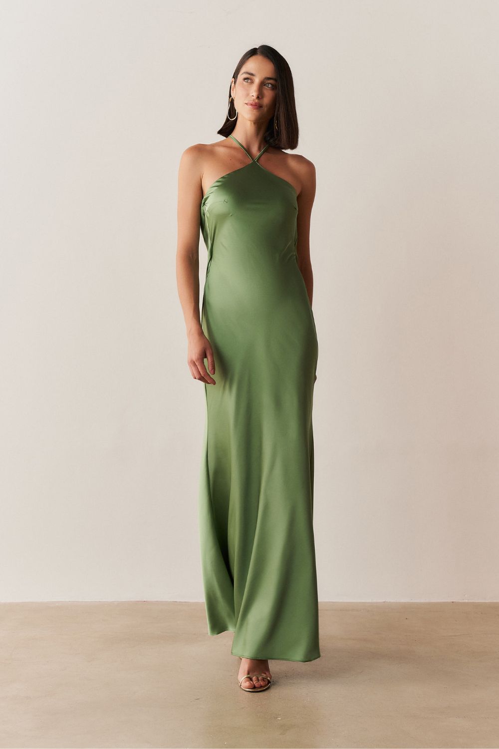 Vestido Long Midi de Cetim com Decote Triangular e Amarração nas Costas - Capri Verde Matcha