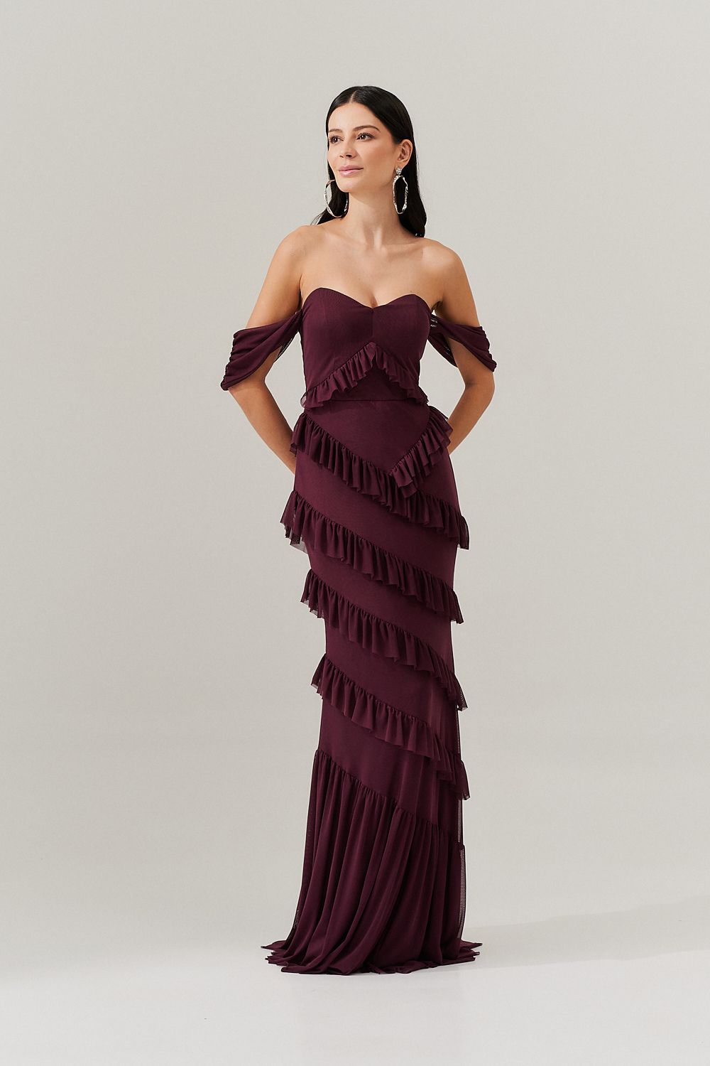 Vestido Longo Decote Coração com Recortes de Babado - Mendoza Roxo Beringela