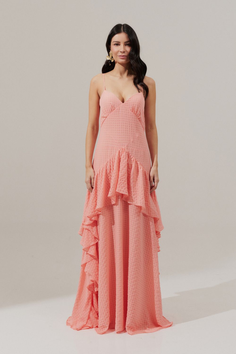 Vestido Longo Decote V e Saia Assimétrica com Babados - Monte Negro Coral