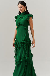 Vestido Longo Gola Alta, Recortes e Babados  - Monte Sinai Bandeira