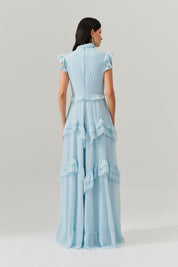 Vestido Longo Gola Alta, Recortes e Babados  - Monte Sinai Serenity