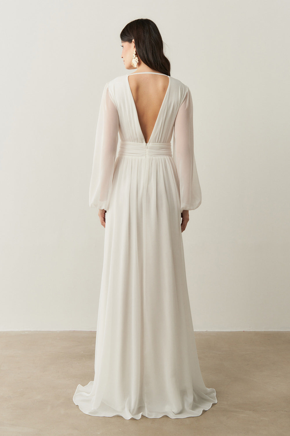 Vestido Longo com Decote V, Manga Longa e Fenda Lateral - Fabíola II Off White