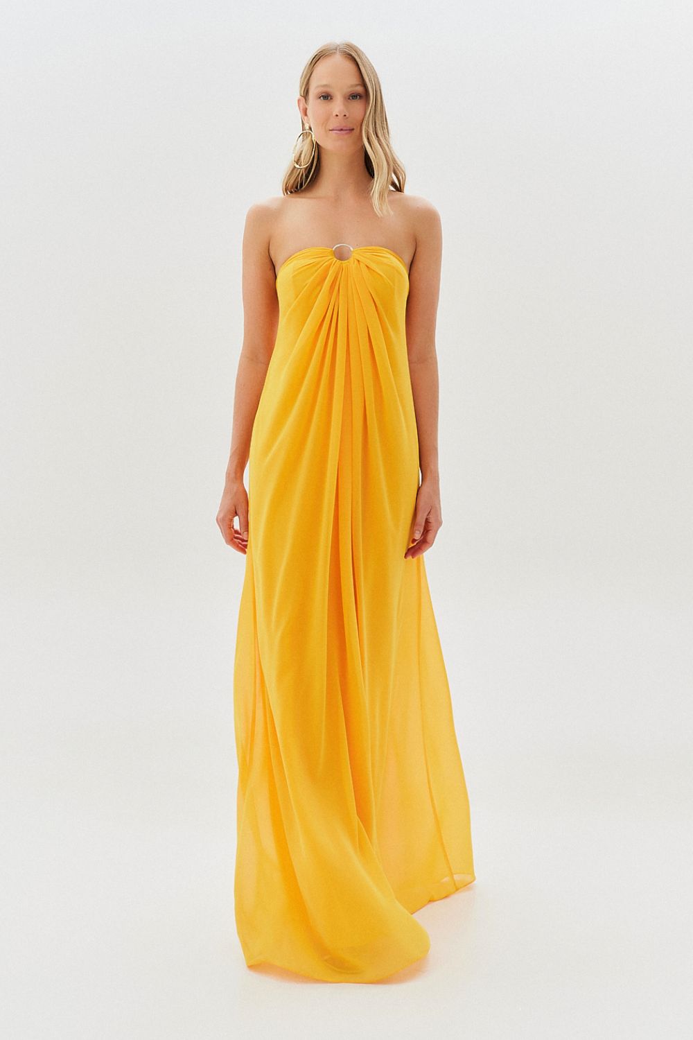 Vestido Longo sem Alça com Argola e Franzidos no Decote - Munique Amarelo Manga