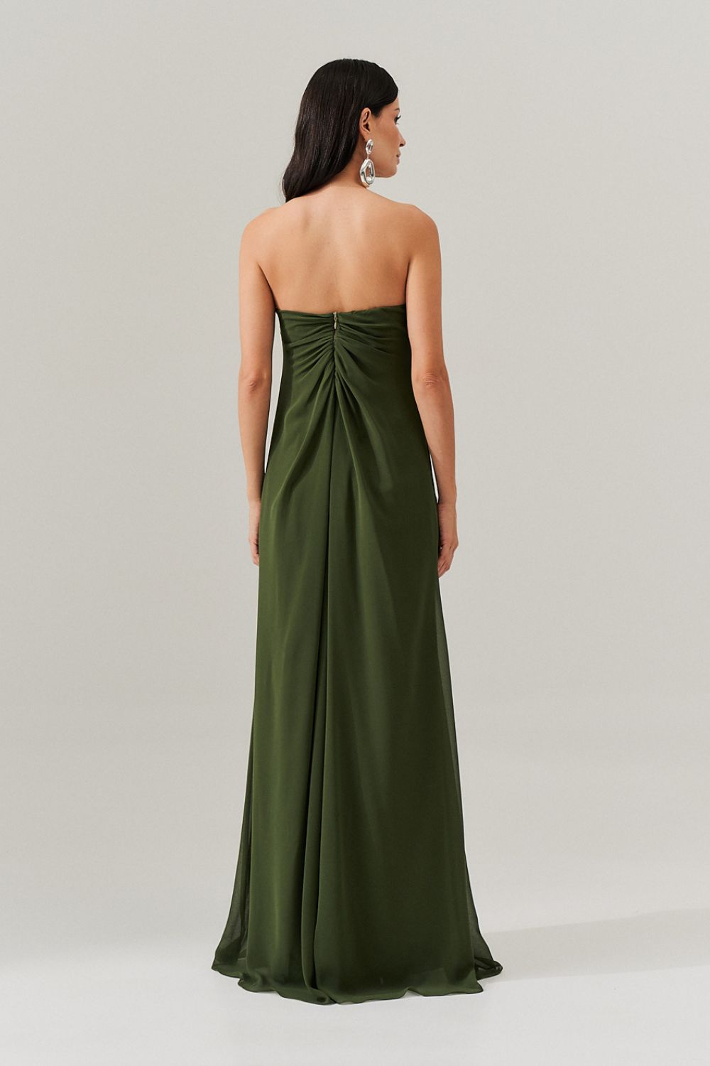 Vestido Longo sem Alça com Argola e Franzidos no Decote - Munique Oliva