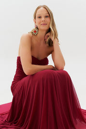 Vestido Longo, Sem Alça, Detalhes em Trança e Saia Franzida - Veneto Marsala