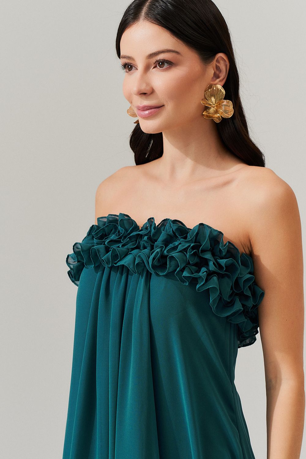 Vestido Longo sem Alça em Chiffon com Babados no Decote e Calda Frontal - Armênia Petroleo