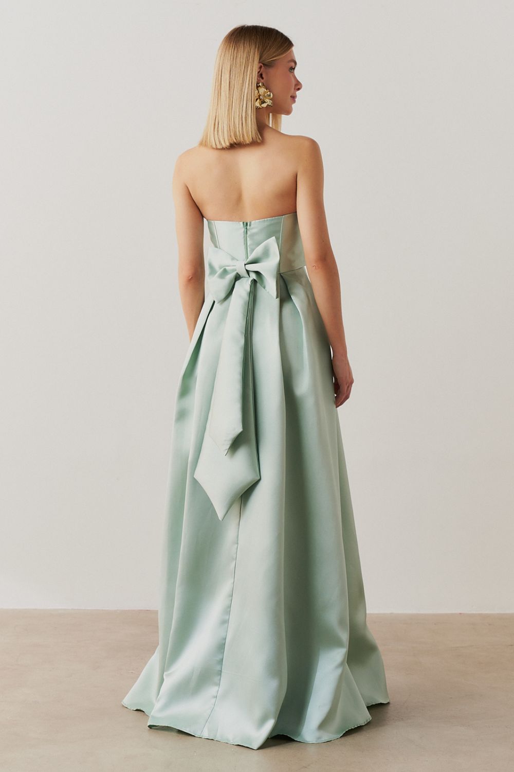 Vestido Longo Sem Alça, Pregas na Saia e Busto - Santorini Menta