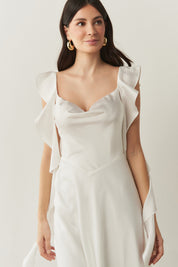 Vestido Long Midi de Cetim com Decote Degage e Babados Longos nas Mangas - Akita Off White