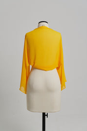 Echarpe Casaco Amarelo Manga