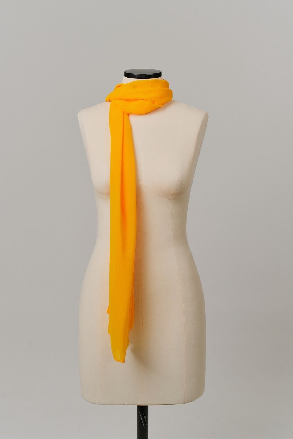 Echarpe Quadrada Amarelo Manga