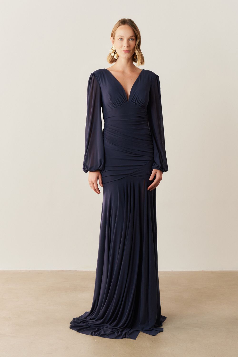 Vestido de Festa Longo com Mangas Longas e Fenda - Núbia Marinho
