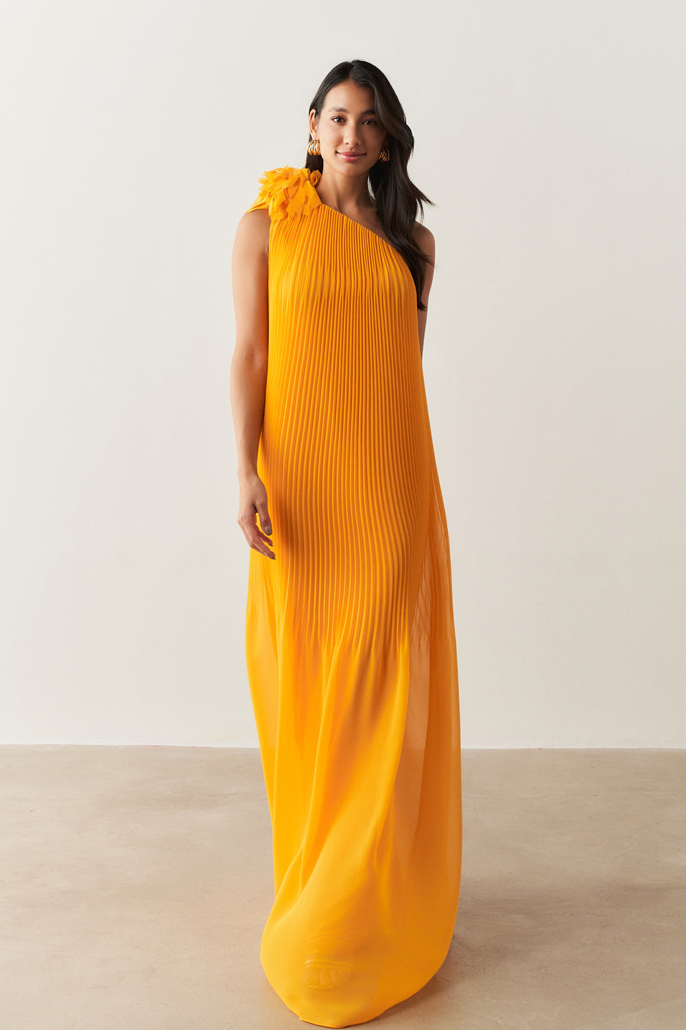 Vestido de Festa Longo e Plissado com Decote Ombro Único - Paris Amarelo Manga