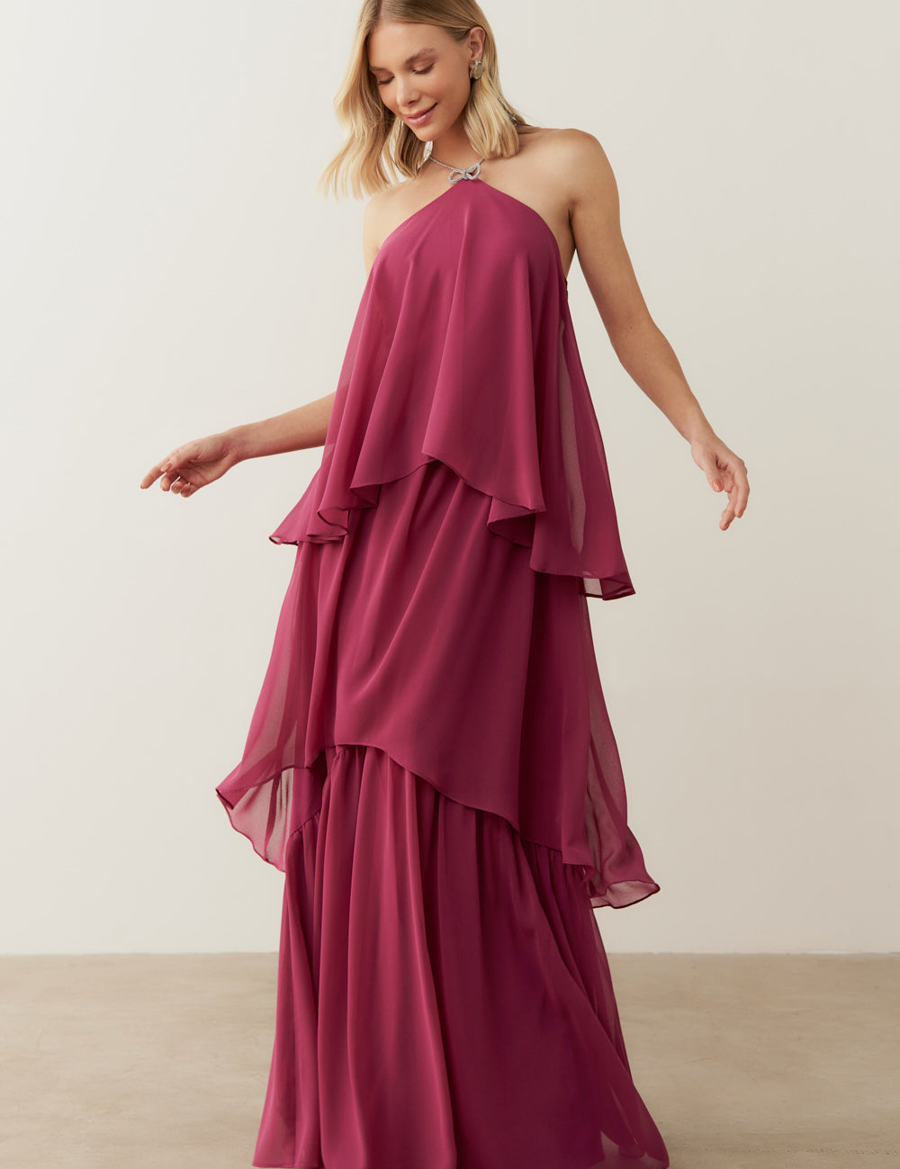 vestido_de_festa_longo_em_camadas_barcelona_fucsia_970_1_3d8cd2681c21f555ebe9f8d468a2e6ea.jpg