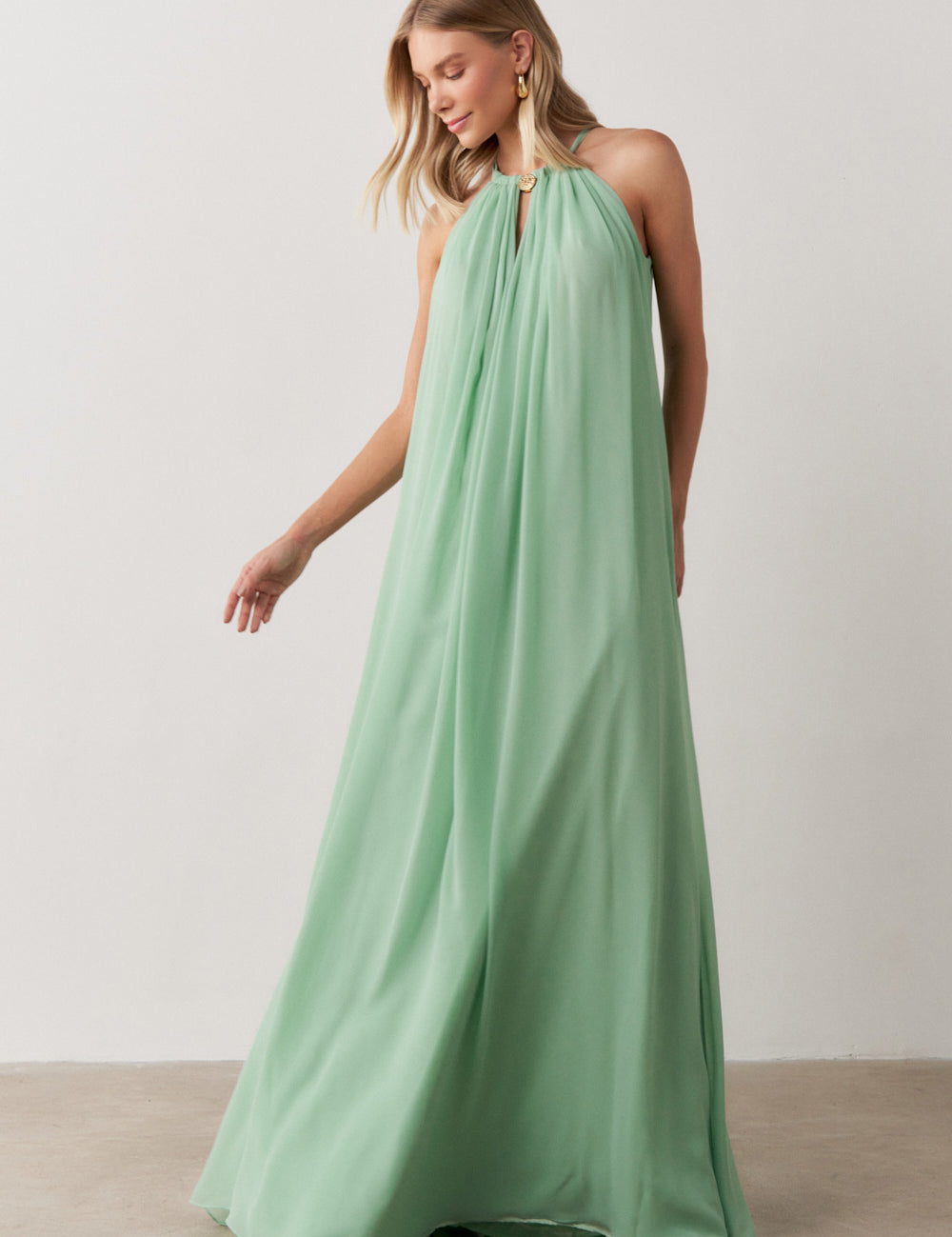 vestido_longo_com_alca_fina_ajustavel_adelia_menta_1160_3_b6cfa79049b5ea32813590eba36064e0.jpg