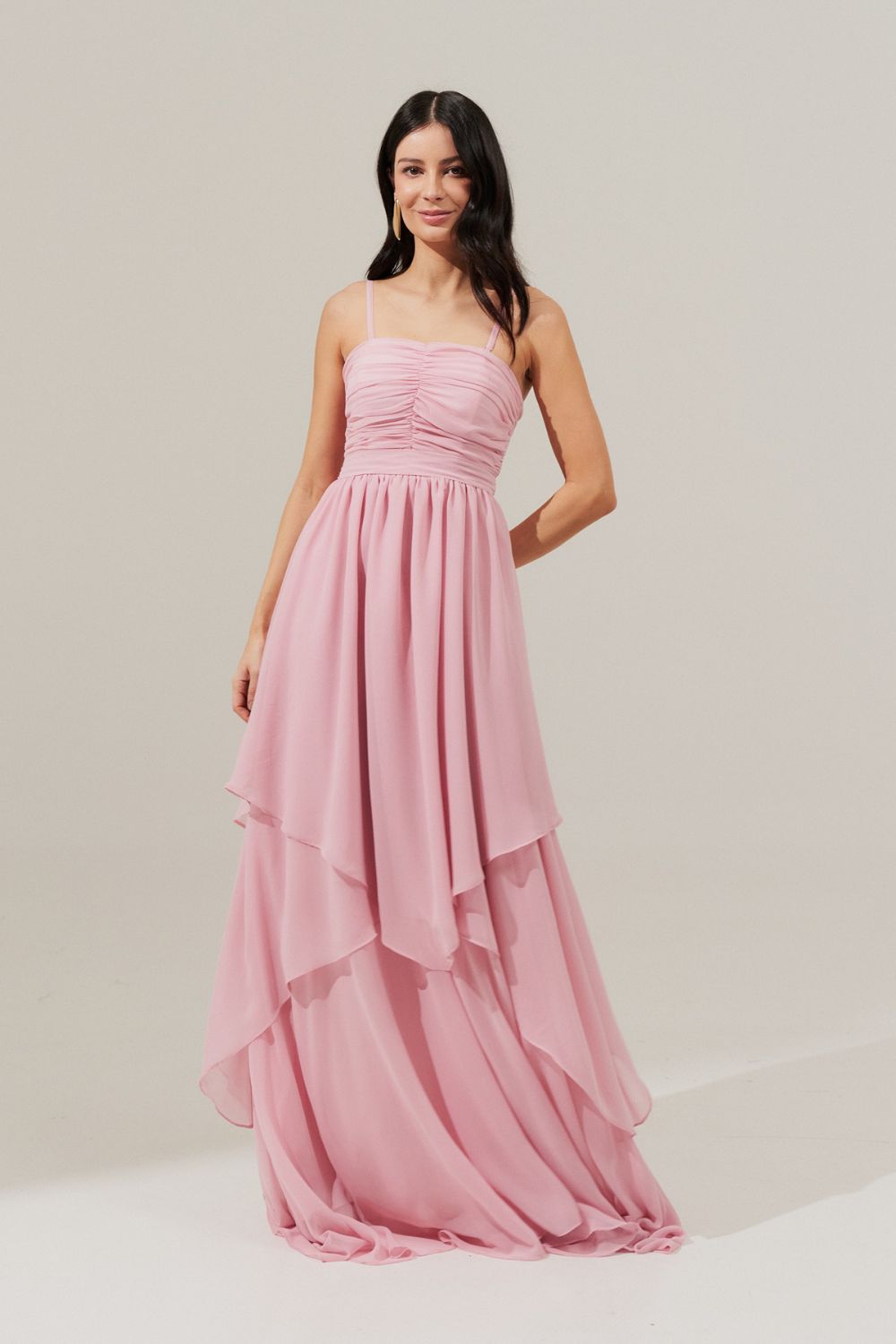 Vestido Longo com Busto Drapeado, Saia com Babados Assimétricos e Alça removível - Noruega Rosa