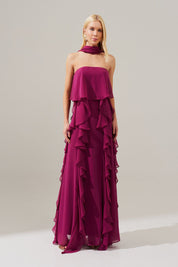 Vestido Longo com Decote Reto, Babados na Saia e Echarpe - Catalunha Fúcsia