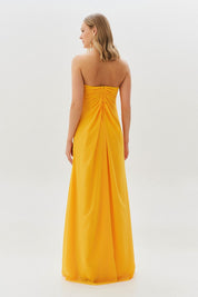 Vestido Longo sem Alça com Argola e Franzidos no Decote - Munique Amarelo Manga