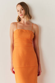 Vestido Midi Casual com Decote Reto e Saia Lápis com Detalhes em Viés - Ohio Laranja